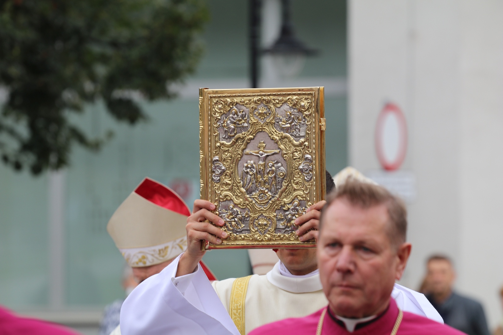 Ingres Księdza Biskupa Legnickiego Andrzeja Siemieniewskiego