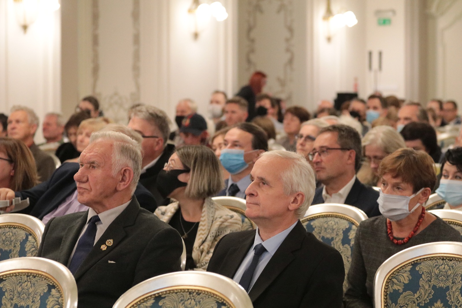 Miejskie nagrody wręczone. Obertaniec wzruszony