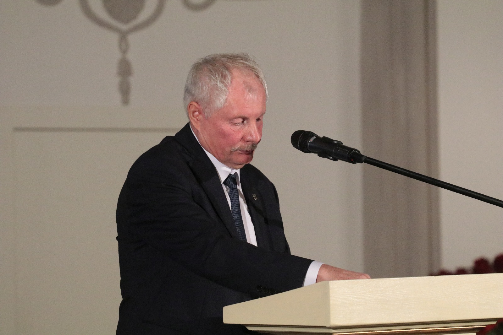 Miejskie nagrody wręczone. Obertaniec wzruszony