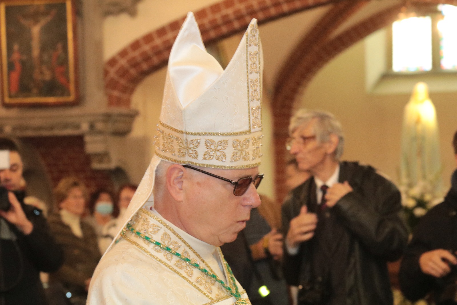 Ingres Księdza Biskupa Legnickiego Andrzeja Siemieniewskiego