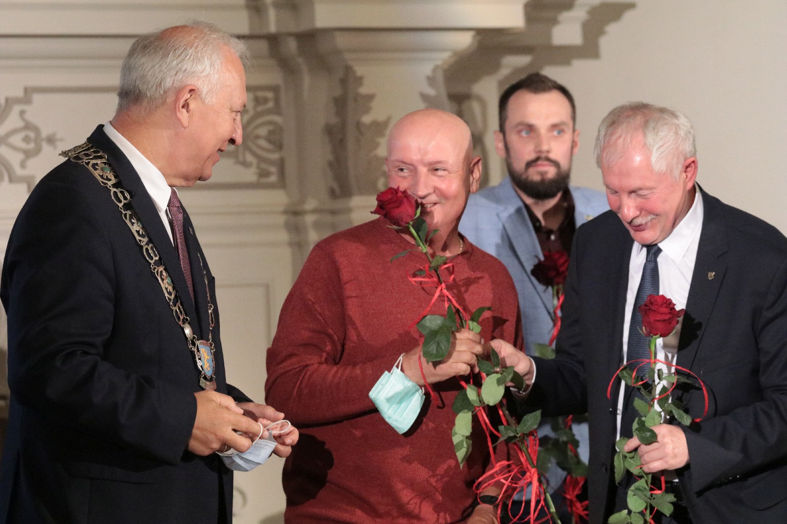Miejskie nagrody wręczone. Obertaniec wzruszony