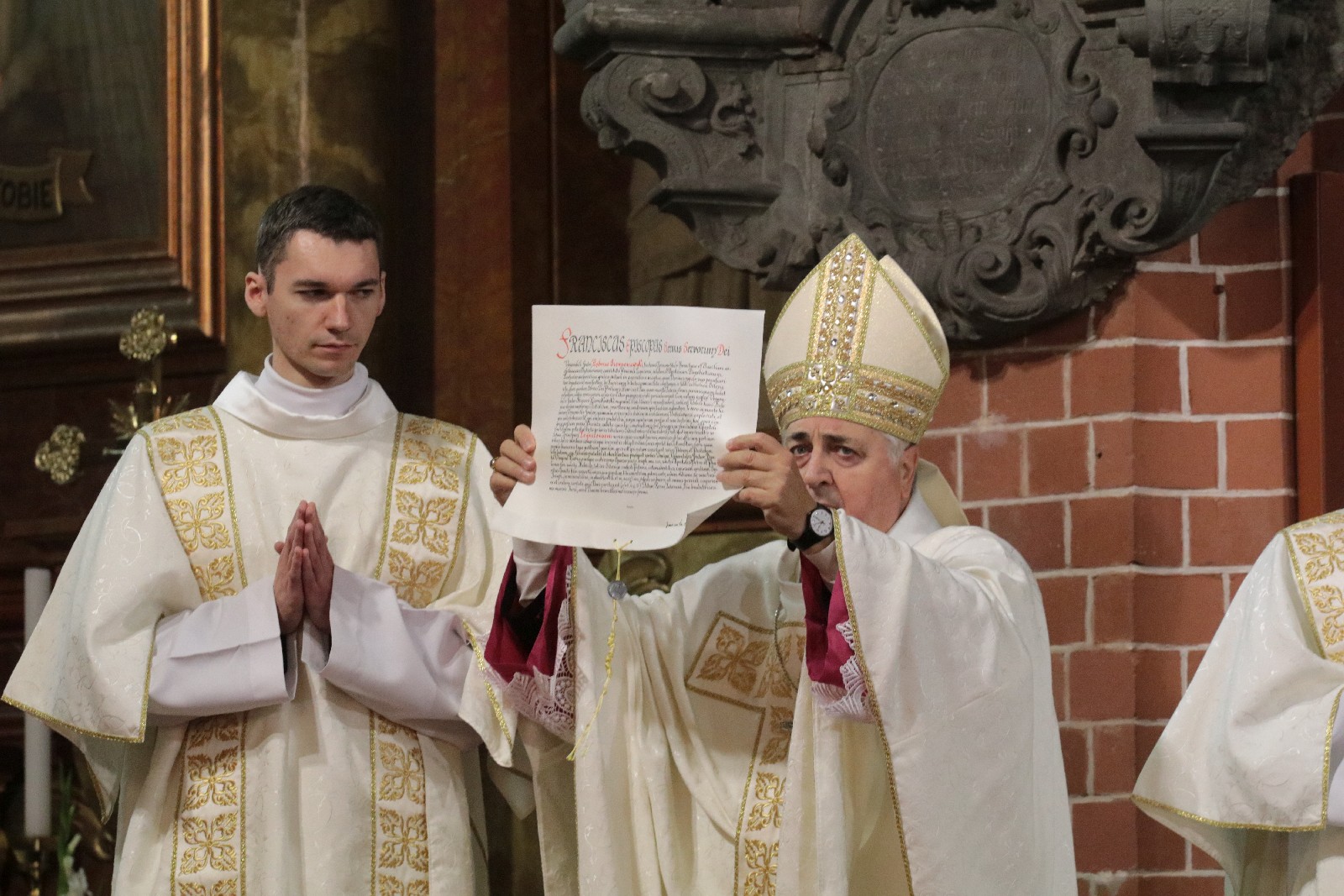 Ingres Księdza Biskupa Legnickiego Andrzeja Siemieniewskiego