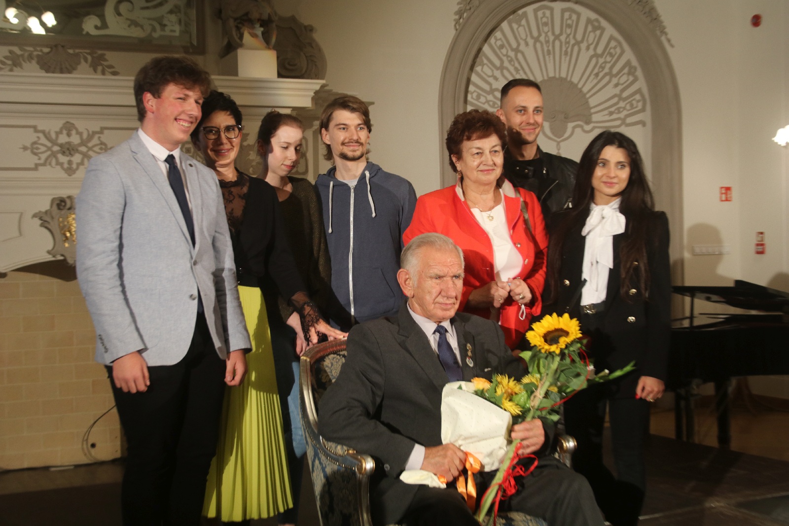 Miejskie nagrody wręczone. Obertaniec wzruszony