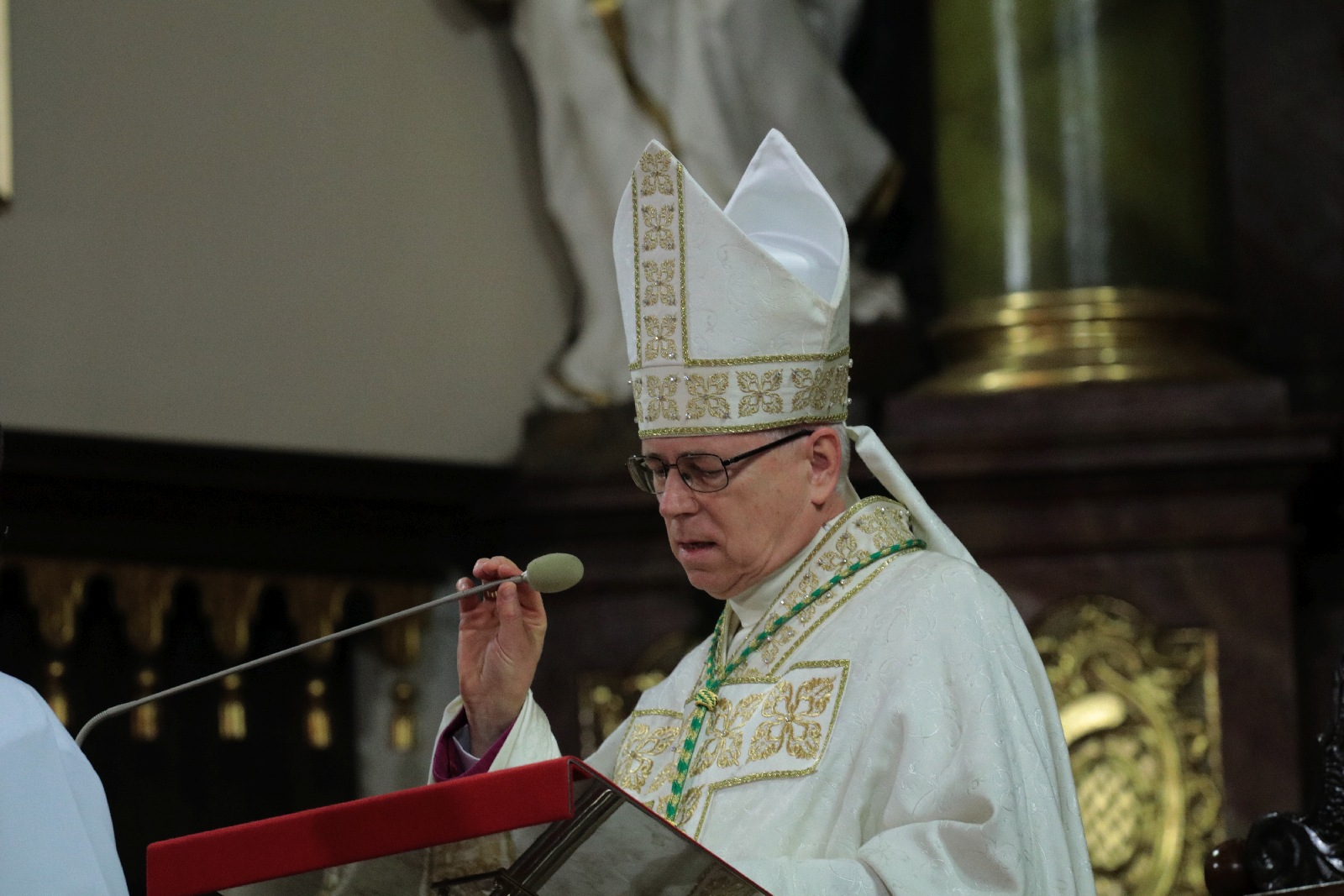Ingres Księdza Biskupa Legnickiego Andrzeja Siemieniewskiego