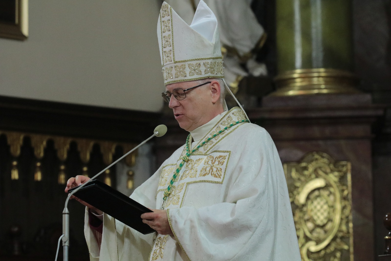 Ingres Księdza Biskupa Legnickiego Andrzeja Siemieniewskiego