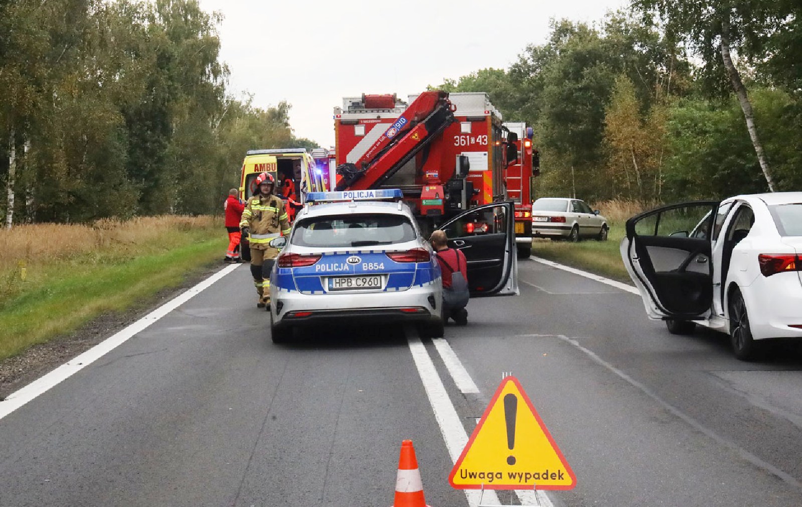 Śmigłowiec LPR zabrał do szpitala rannego kierowcę Iveco