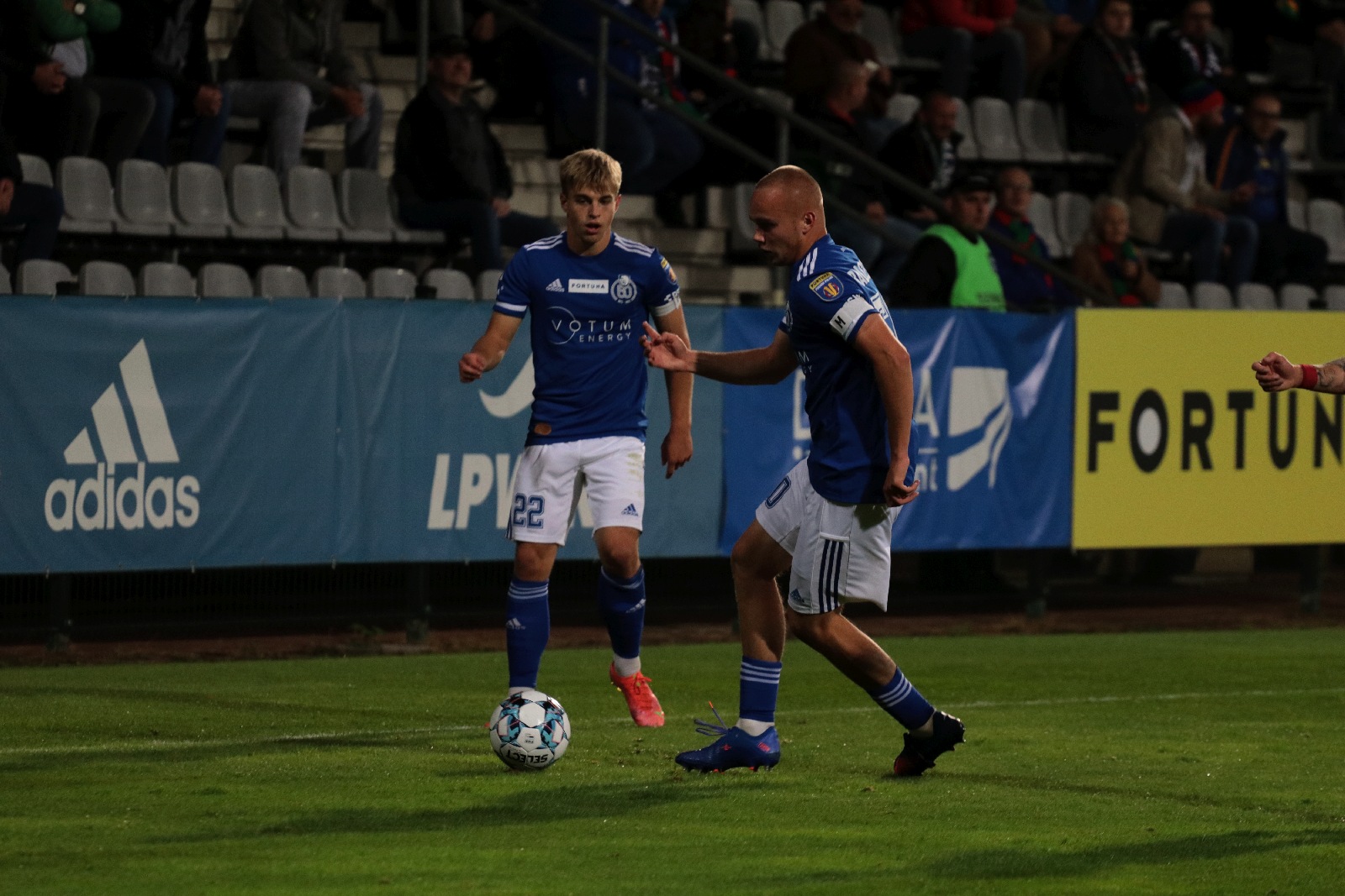 Miedź Legnica wygrywa z Odrą Opole i gra dalej w Pucharze!