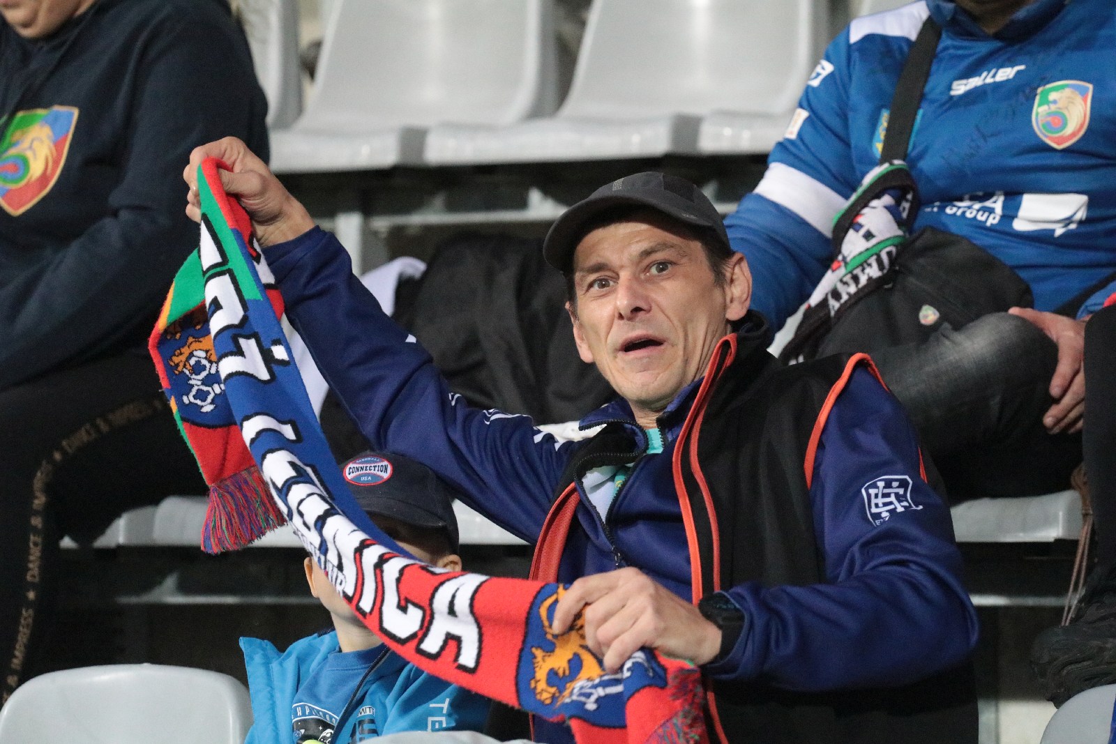 Kibice na stadionie podczas meczu z Odrą Opole
