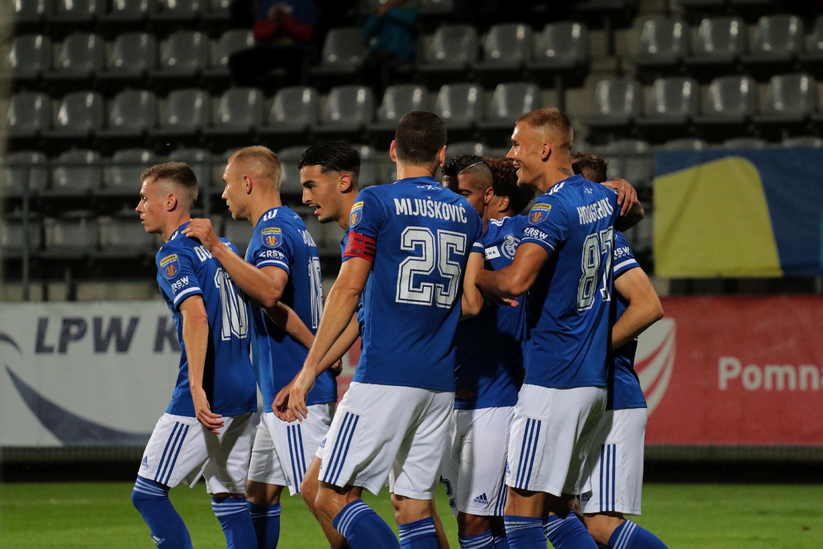 Miedź Legnica wygrywa z Odrą Opole i gra dalej w Pucharze!