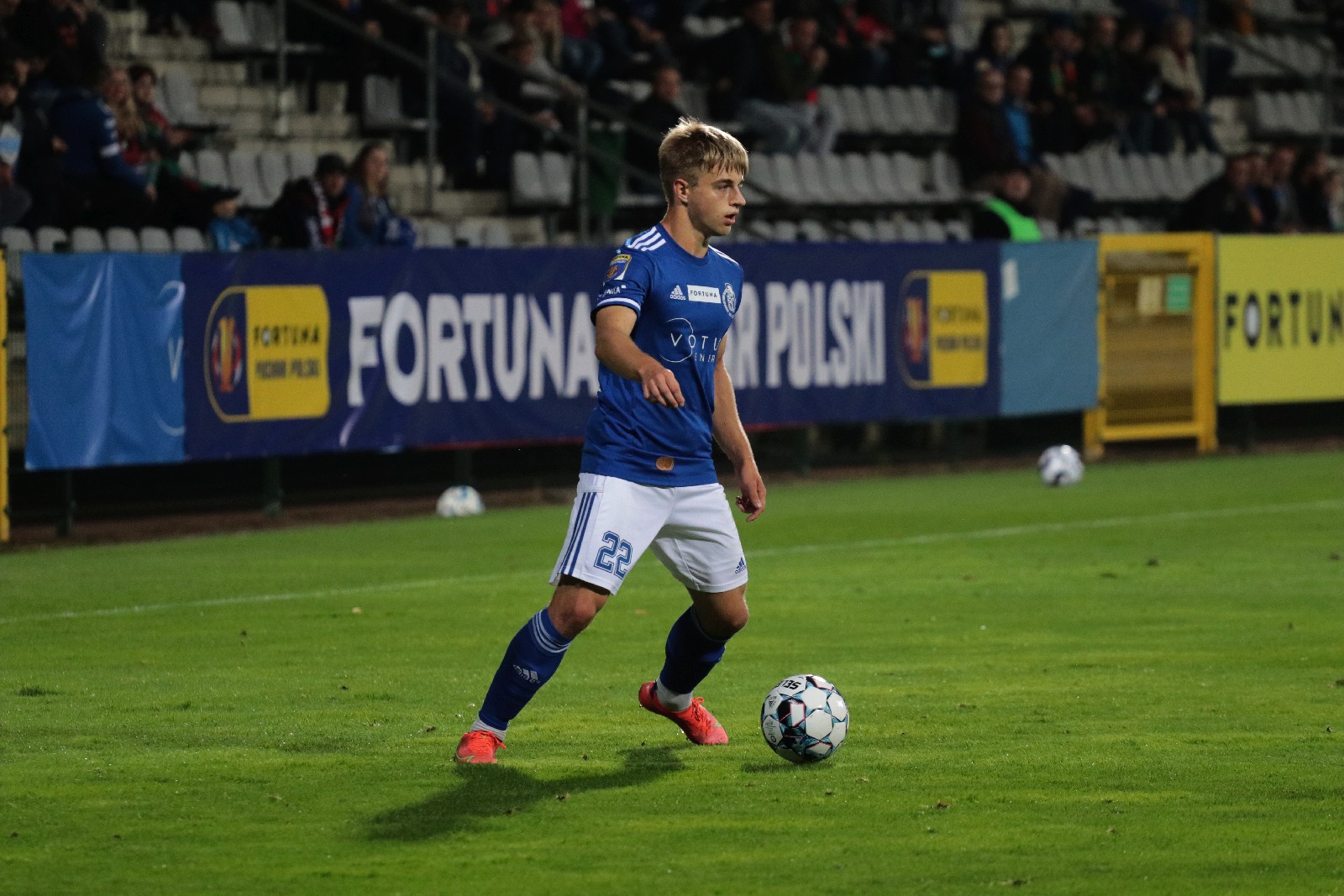 Miedź Legnica wygrywa z Odrą Opole i gra dalej w Pucharze!