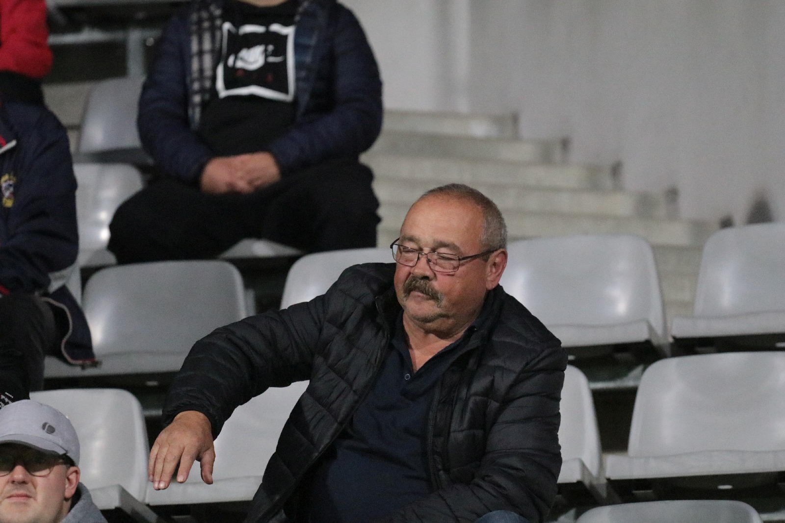 Kibice na stadionie podczas meczu z Odrą Opole