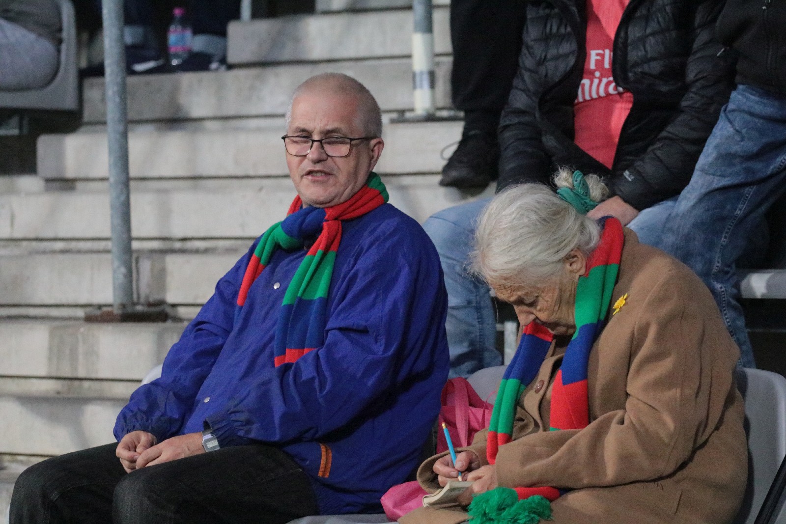 Kibice na stadionie podczas meczu z Odrą Opole