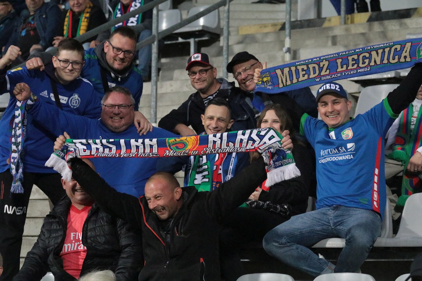 Kibice na stadionie podczas meczu z Odrą Opole