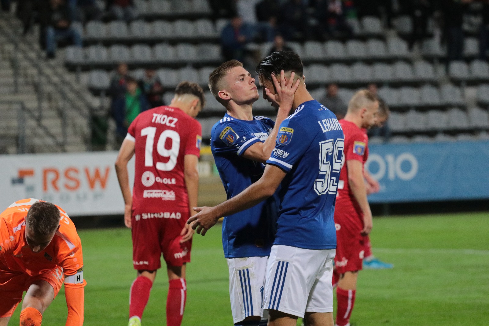 Miedź Legnica wygrywa z Odrą Opole i gra dalej w Pucharze!