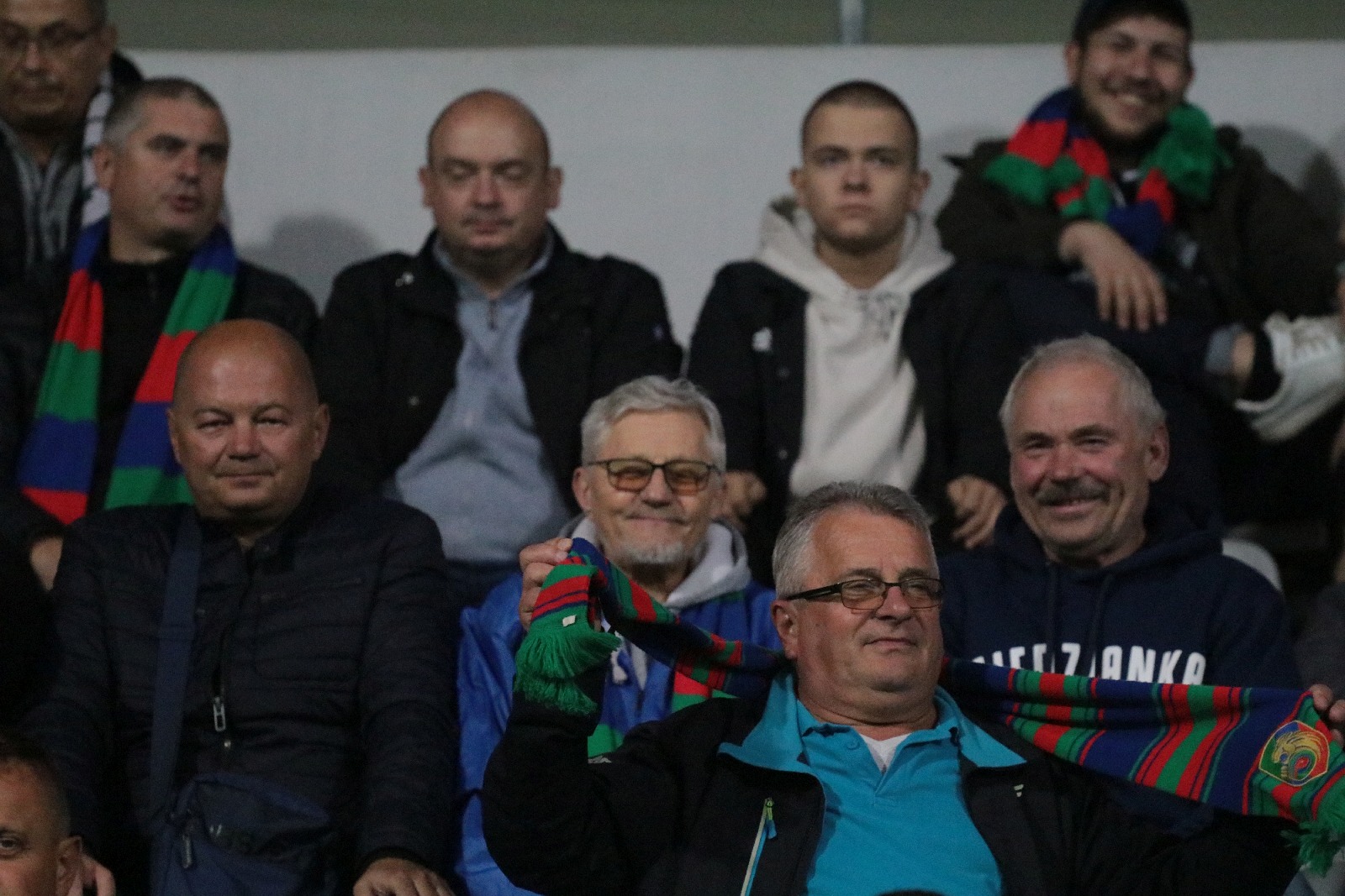 Kibice na stadionie podczas meczu z Odrą Opole
