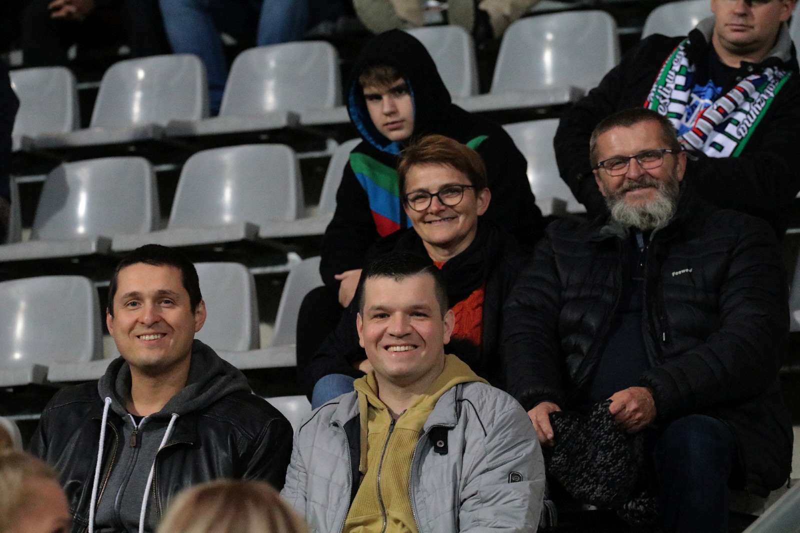 Kibice na stadionie podczas meczu z Odrą Opole