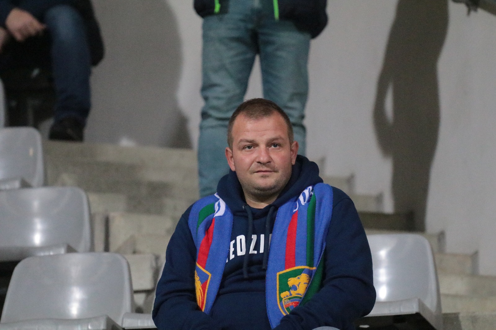 Kibice na stadionie podczas meczu z Odrą Opole