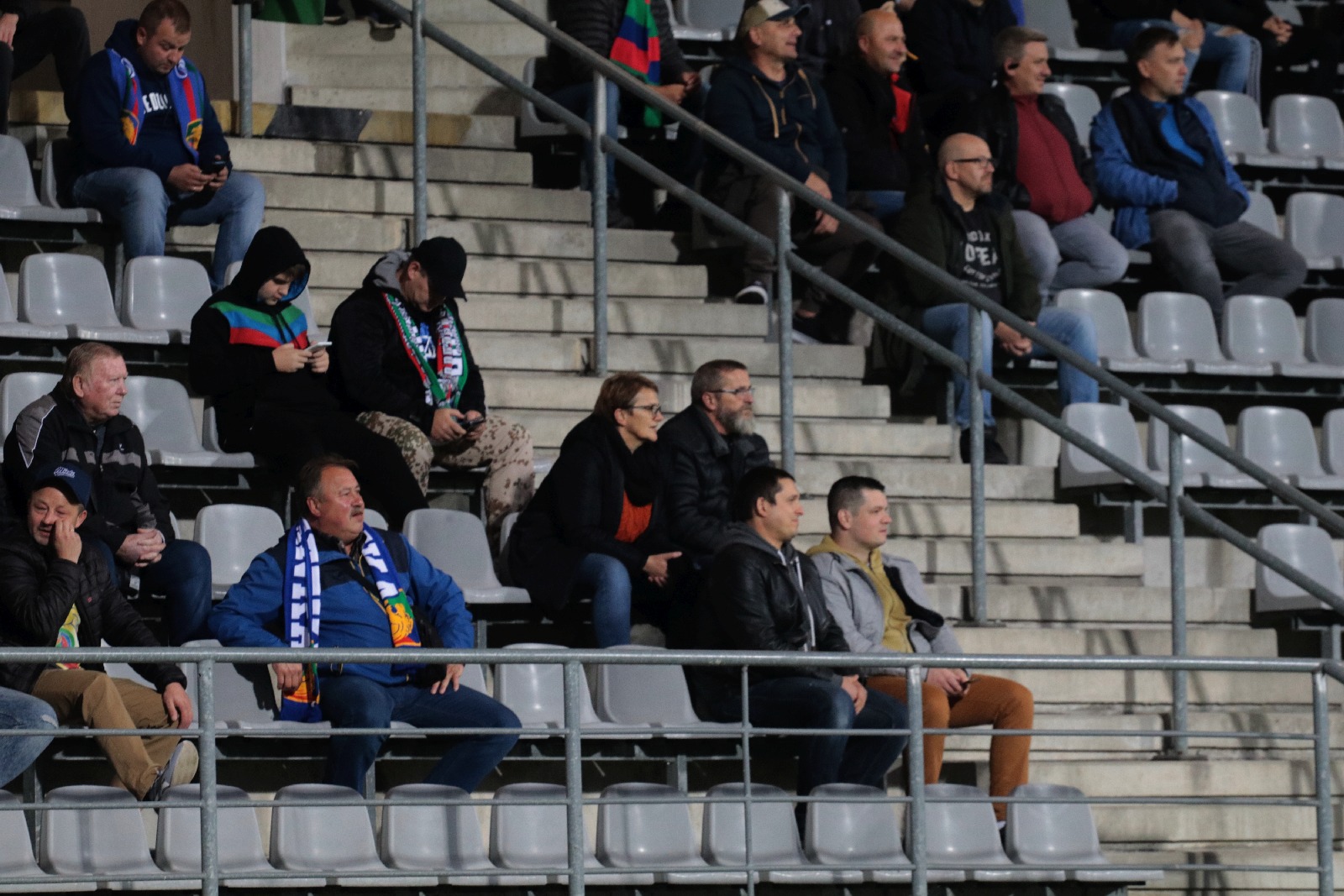 Kibice na stadionie podczas meczu z Odrą Opole
