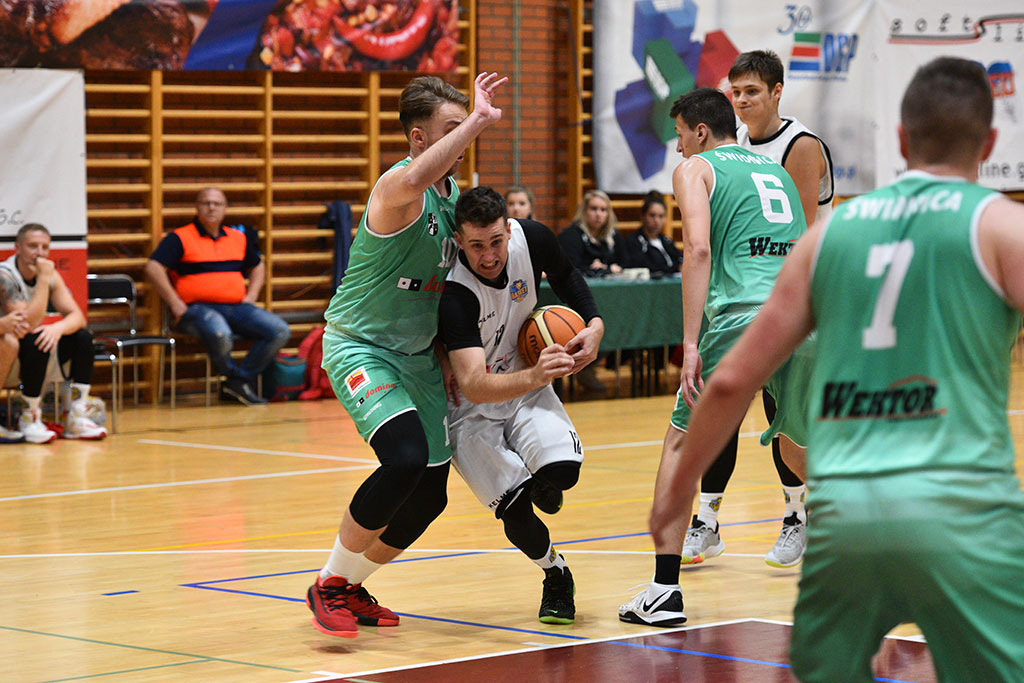 Nieudana inauguracja legniczan. Basket przegrał z Polonią