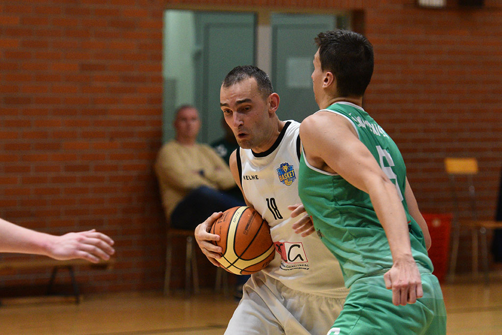 Nieudana inauguracja legniczan. Basket przegrał z Polonią