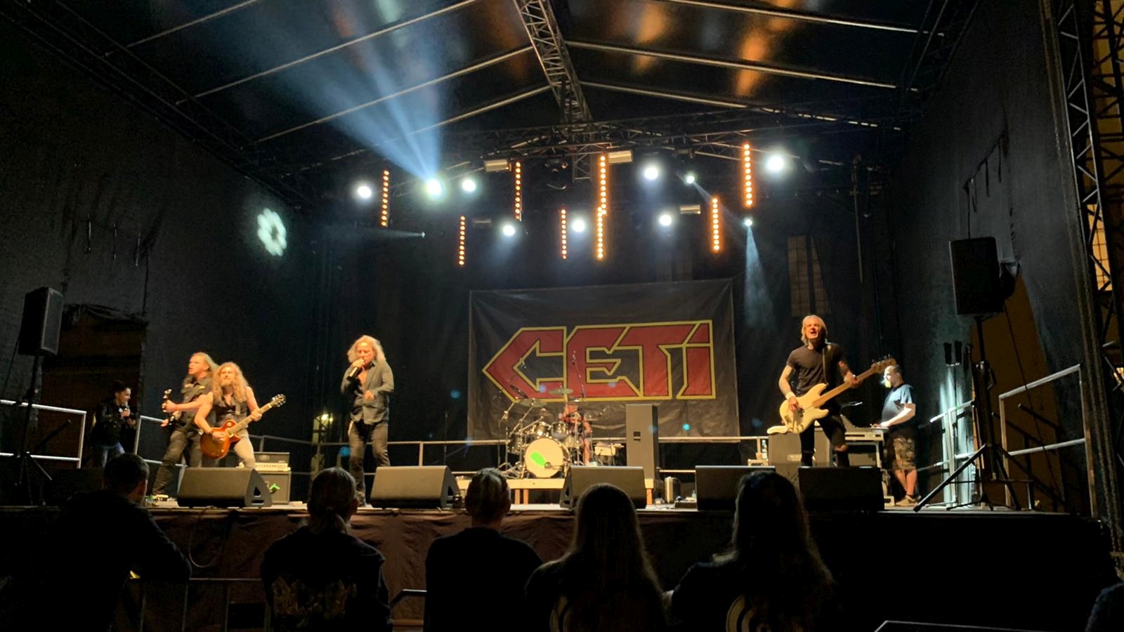 PKRock'21. Na dziedzińcu Akademii zagrało pięć rockowych kapel