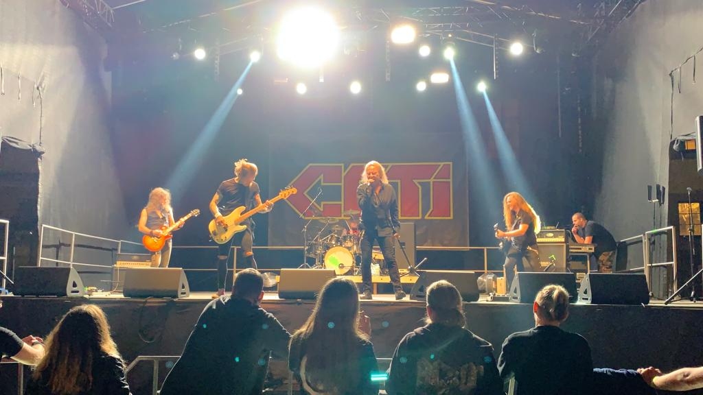 PKRock'21. Na dziedzińcu Akademii zagrało pięć rockowych kapel