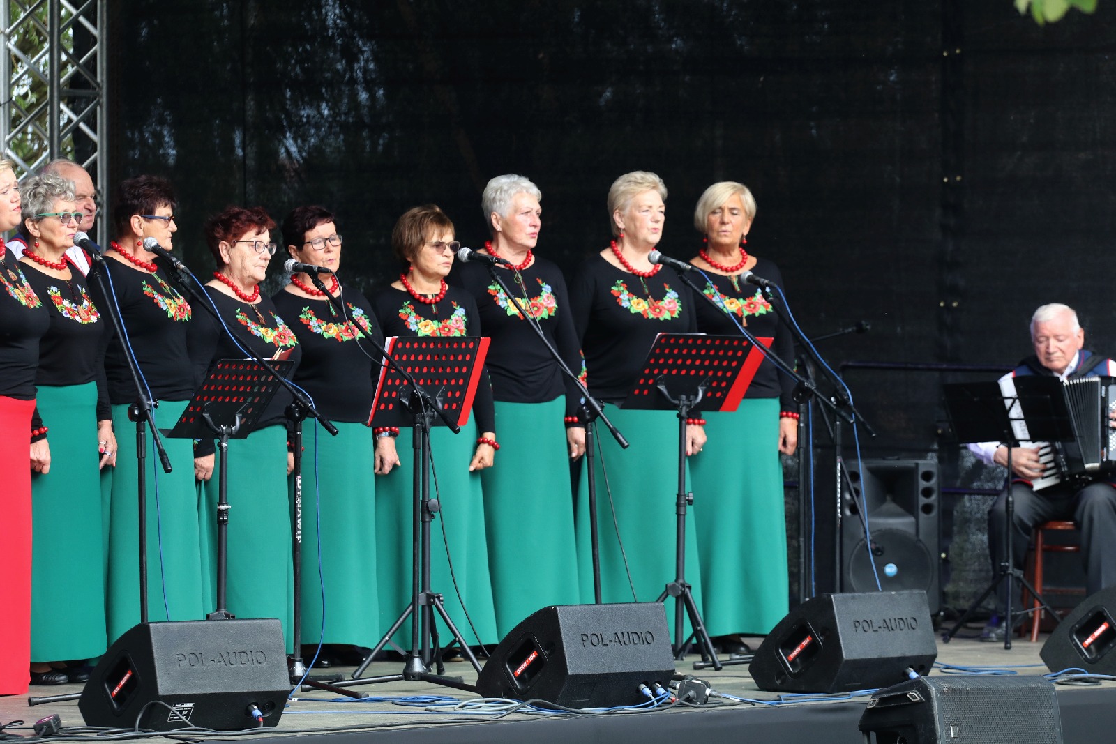 Kunicka FOLK-BIESIADA za nami. Gwiazdą wieczoru  Drewutnia