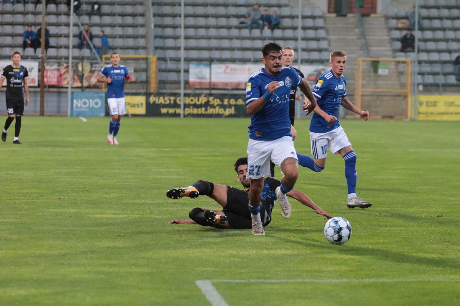 Miedź Legnica pokonuje Podbeskidzie Bielsko Biała