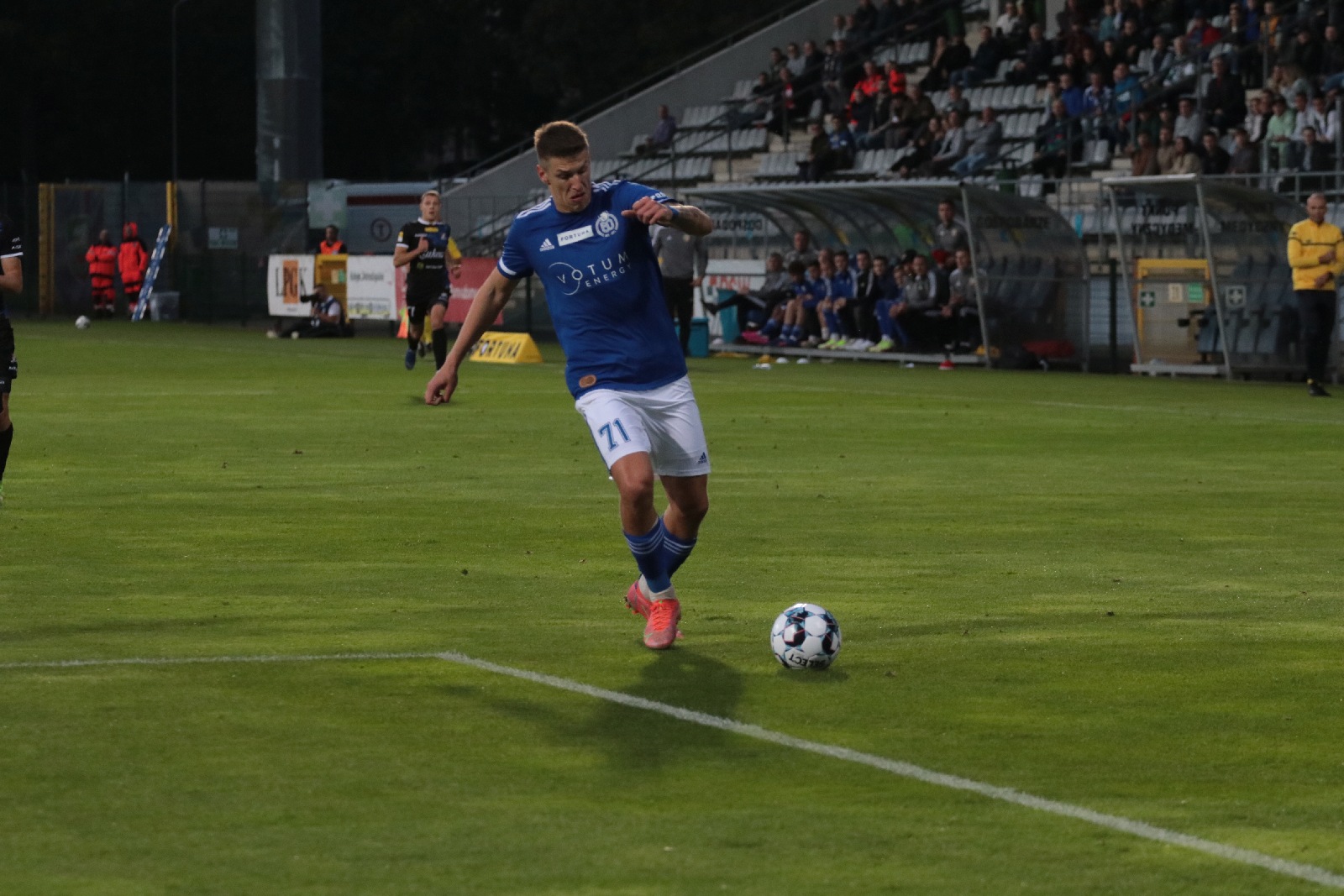 Miedź Legnica pokonuje Podbeskidzie Bielsko Biała
