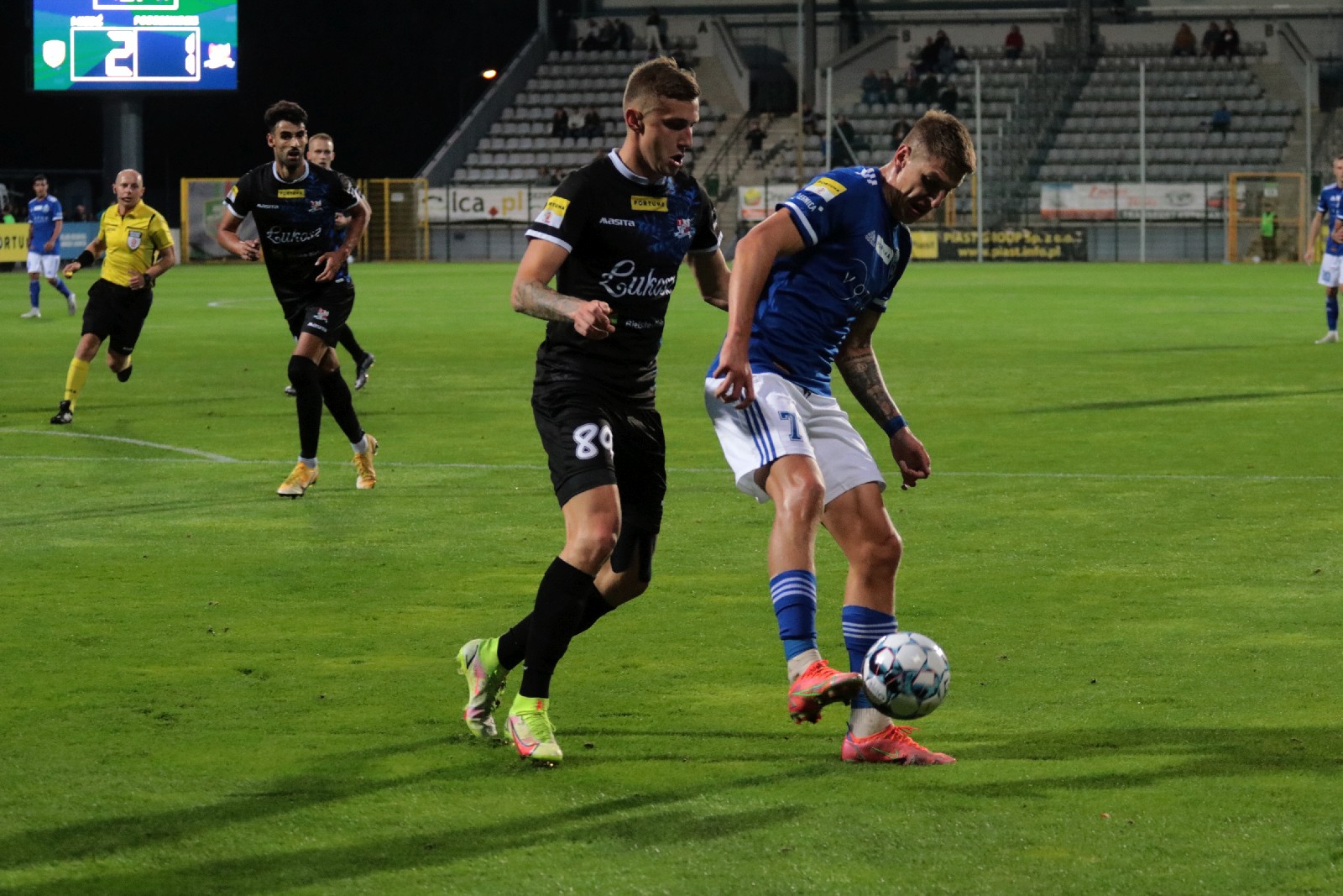 Miedź Legnica pokonuje Podbeskidzie Bielsko Biała