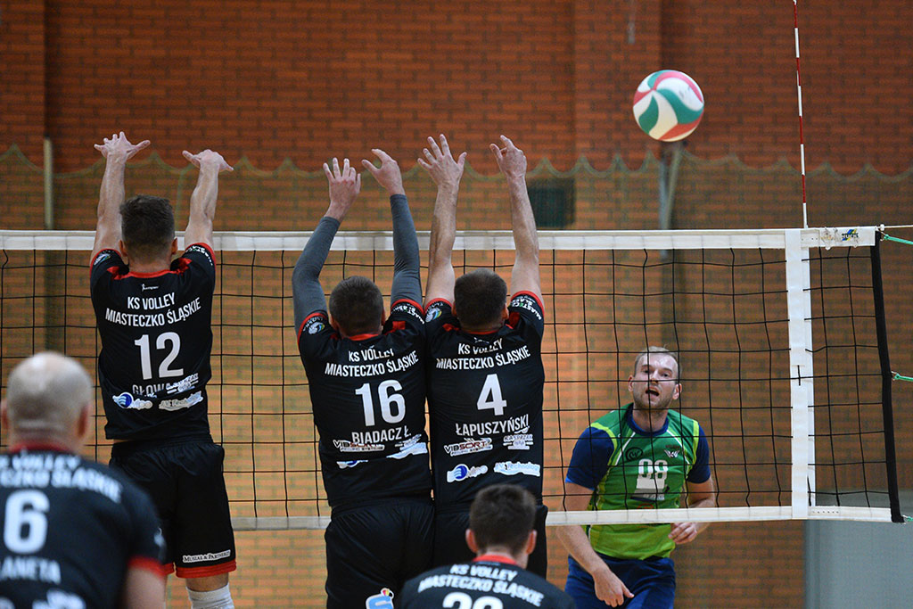 Pierwsze zwycięstwo. Ikar pokonał KS Volley Miasteczko Śląskie