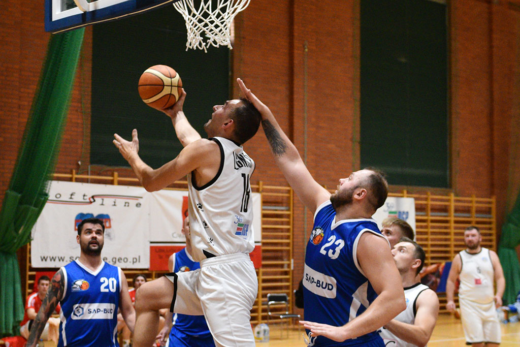 KS Basket Legnica wygrał we własnej hali z Orłem Ziębice