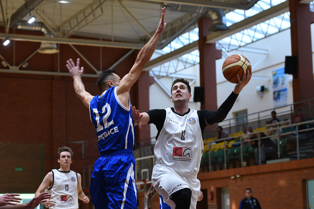 KS Basket Legnica wygrał we własnej hali z Orłem Ziębice