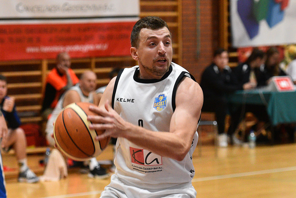 KS Basket Legnica wygrał we własnej hali z Orłem Ziębice