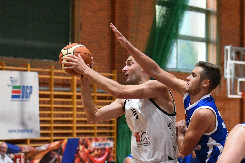 KS Basket Legnica wygrał we własnej hali z Orłem Ziębice