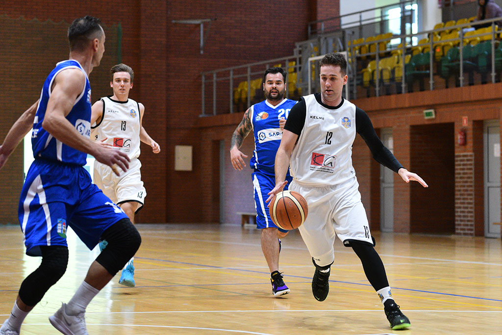 KS Basket Legnica wygrał we własnej hali z Orłem Ziębice