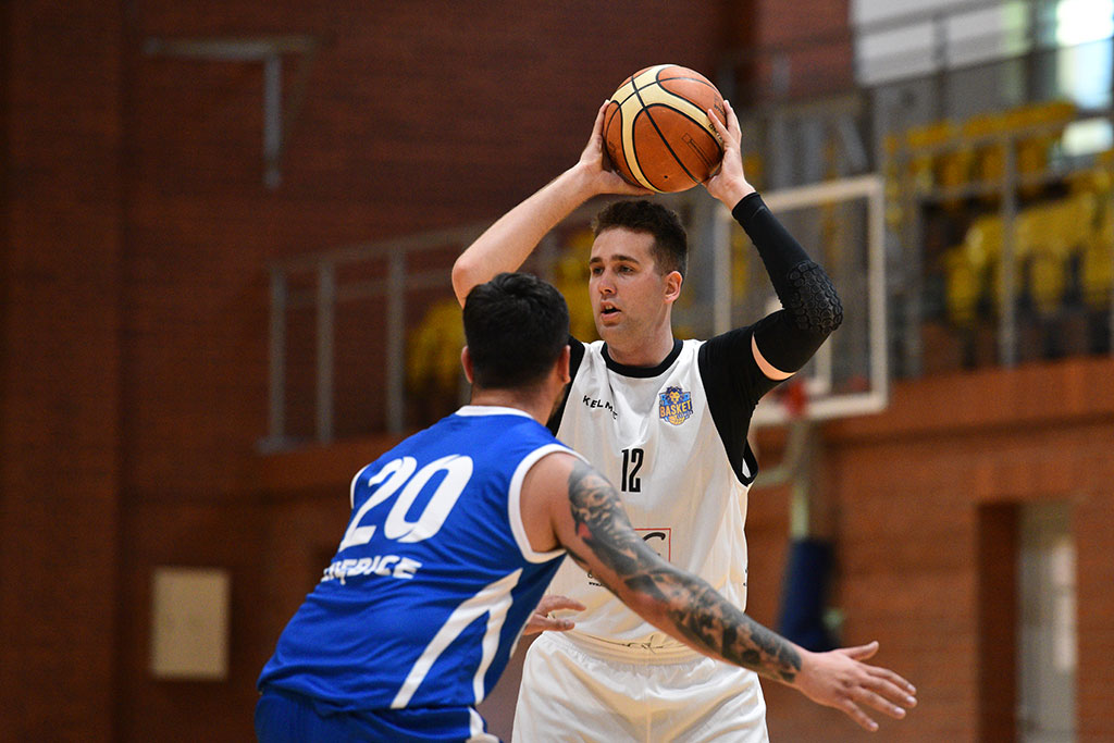 KS Basket Legnica wygrał we własnej hali z Orłem Ziębice