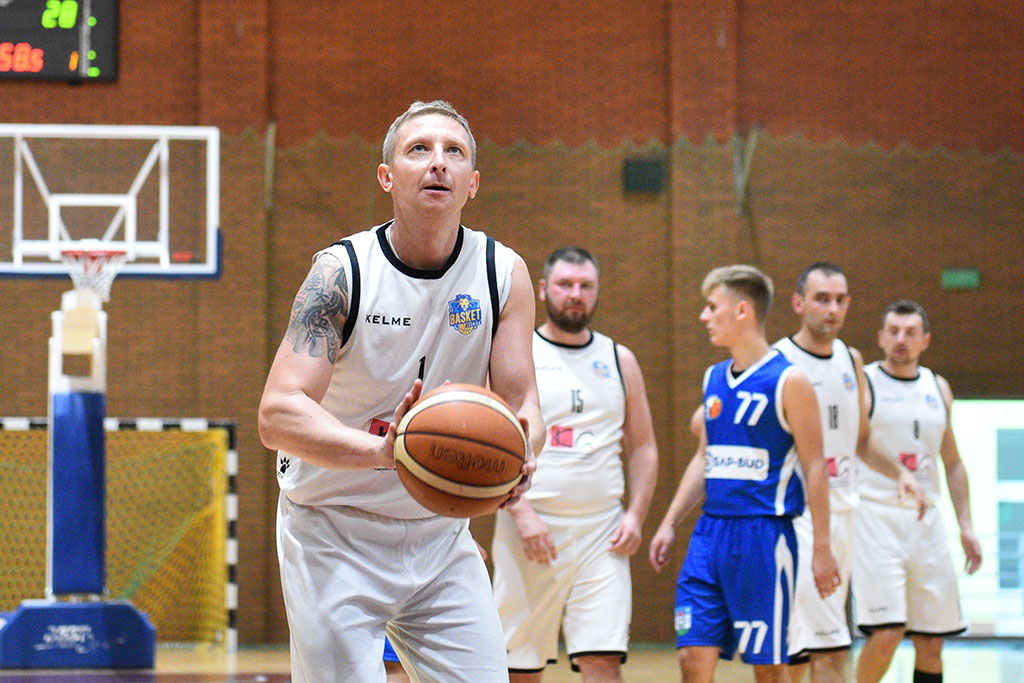 KS Basket Legnica wygrał we własnej hali z Orłem Ziębice