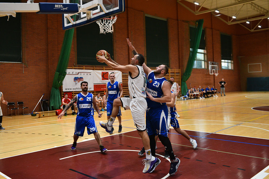 KS Basket Legnica wygrał we własnej hali z Orłem Ziębice