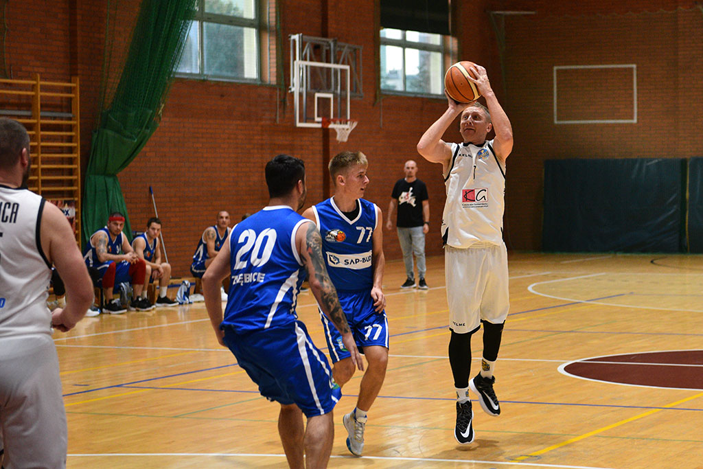 KS Basket Legnica wygrał we własnej hali z Orłem Ziębice