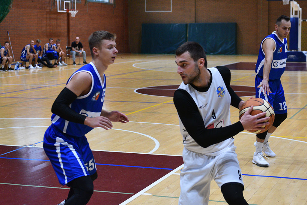 KS Basket Legnica wygrał we własnej hali z Orłem Ziębice