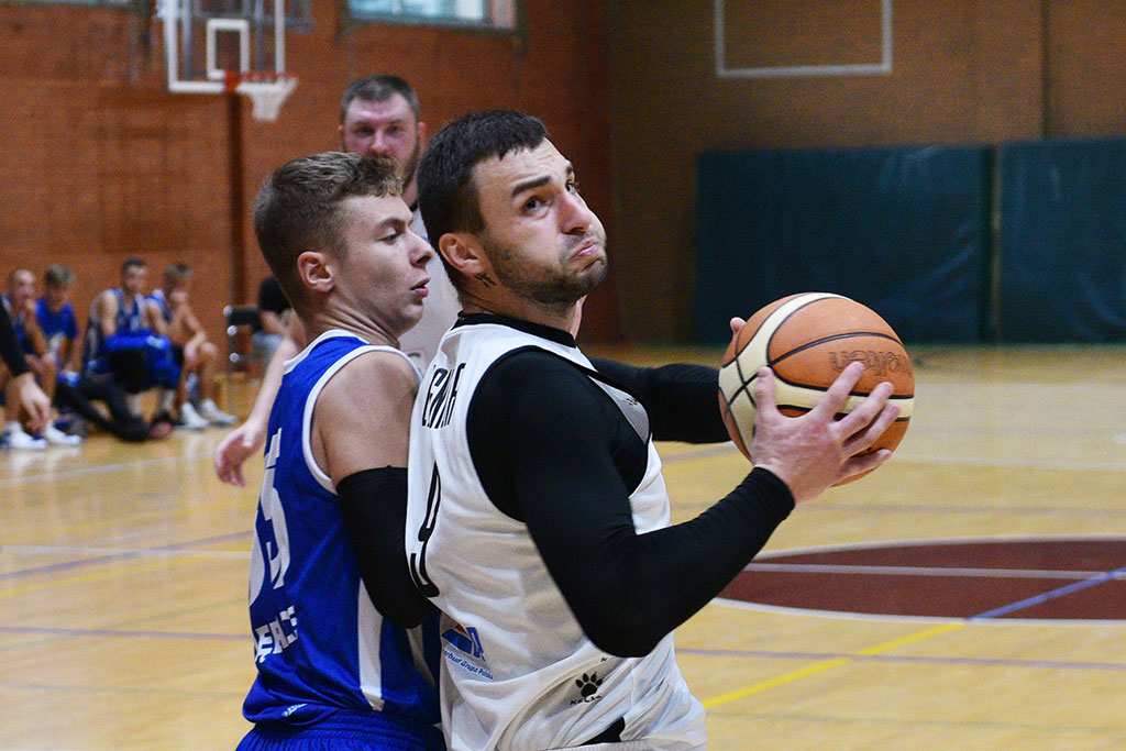 KS Basket Legnica wygrał we własnej hali z Orłem Ziębice