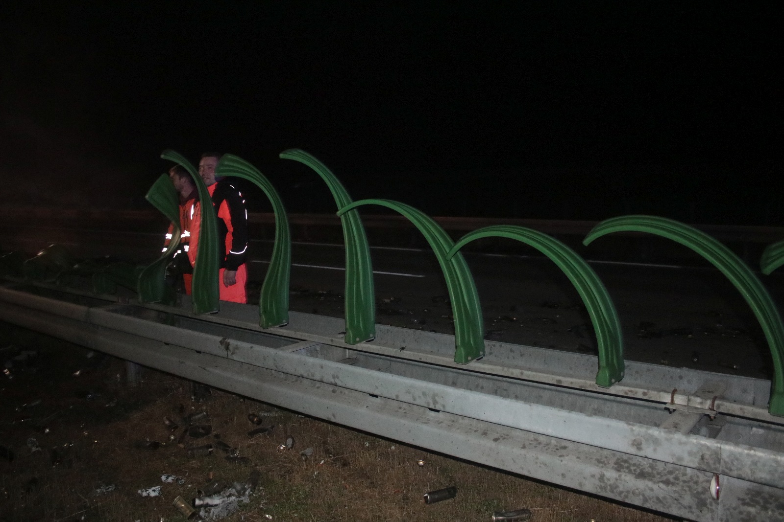 Zderzenie dwóch tirów na A4. Jeden z nich się zapalił