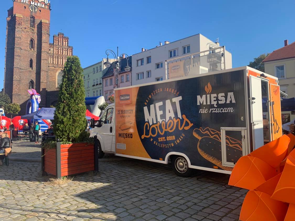 Mobilne restauracje zaparkowały w sercu Chojnowa