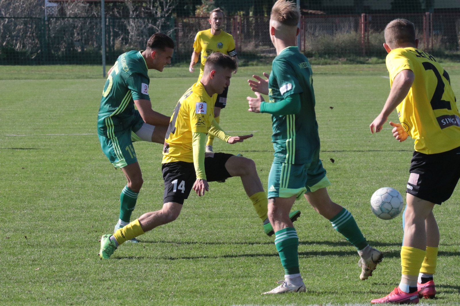 Rezerwy Miedzi Legnica pokonały u siebie Lechię Zielona Góra
