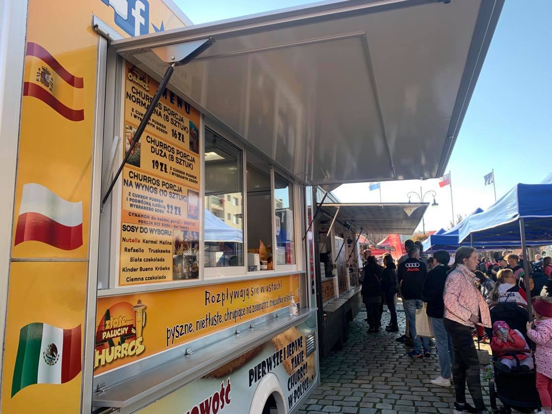 Mobilne restauracje zaparkowały w sercu Chojnowa