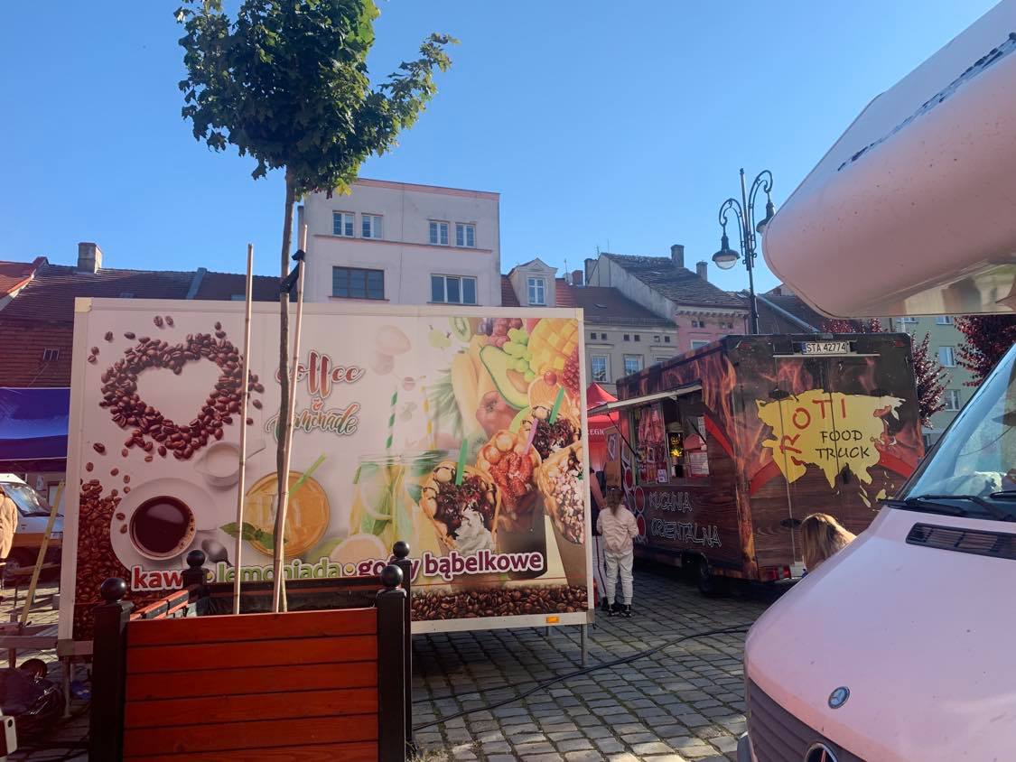 Mobilne restauracje zaparkowały w sercu Chojnowa