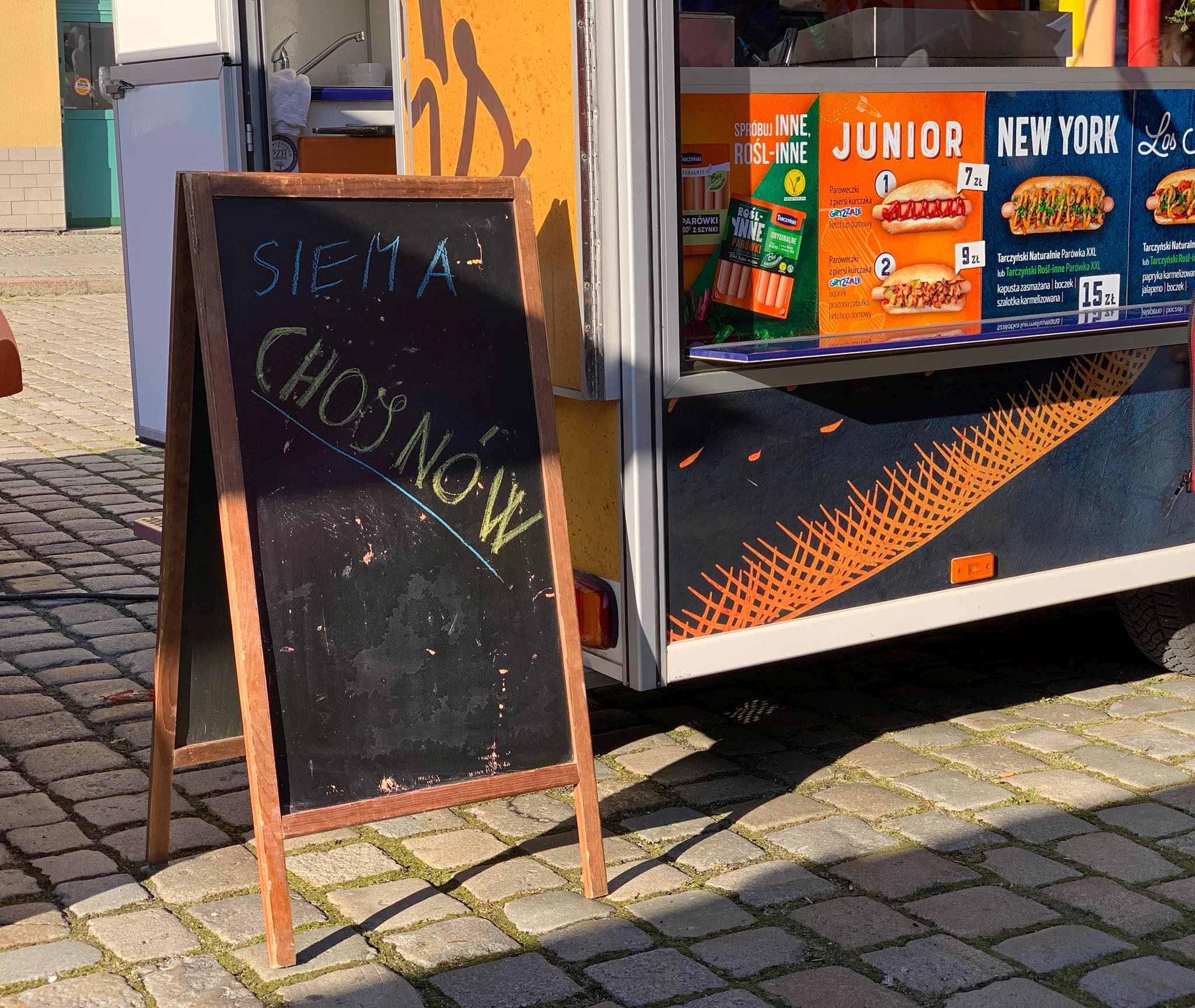 Mobilne restauracje zaparkowały w sercu Chojnowa