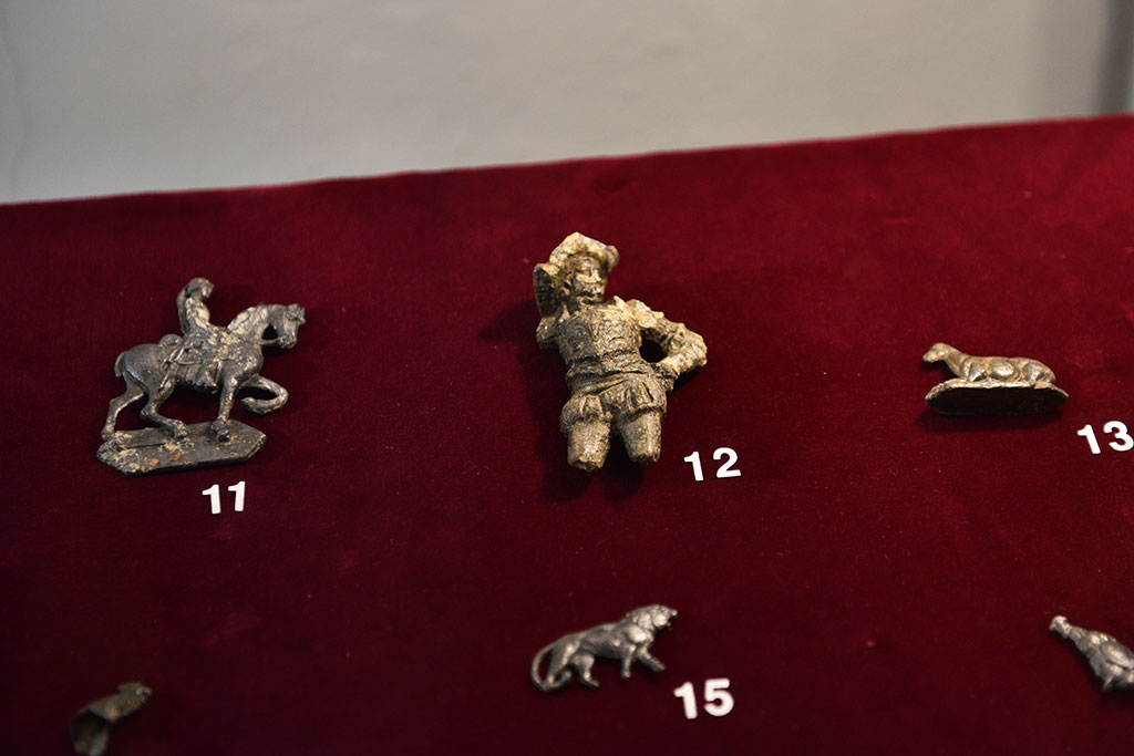 Wystawa artefaktów znalezionych w miejscu bitwy pod Legnicą