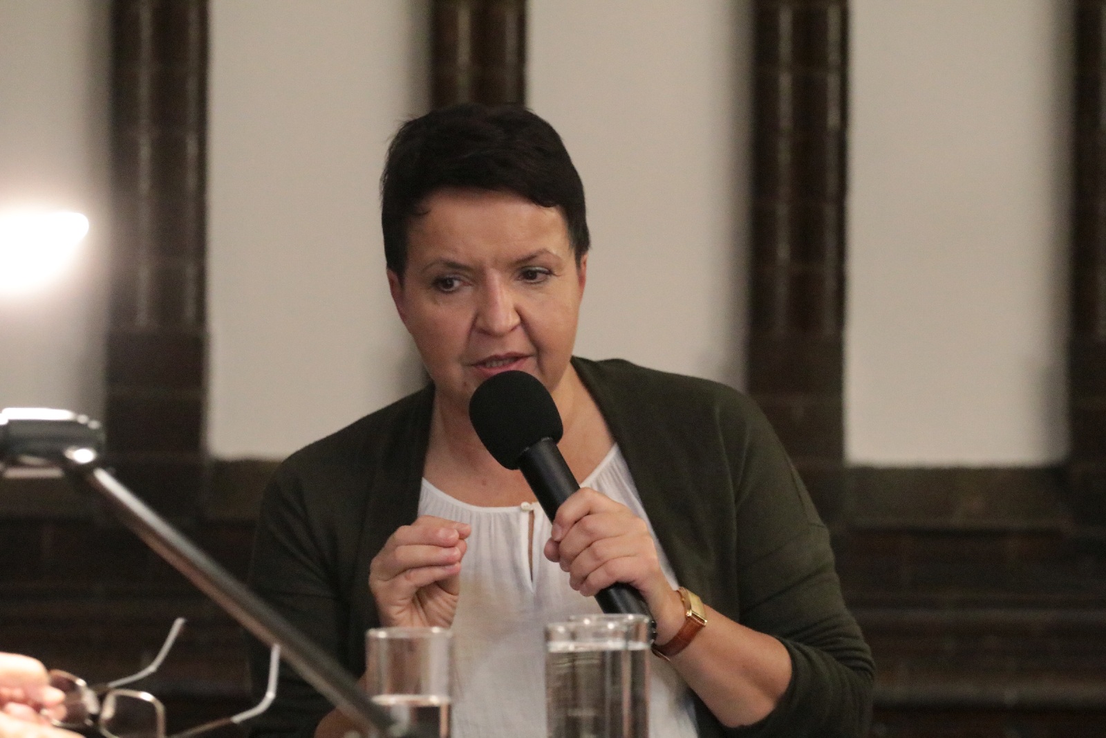 Czytanie wzmocniło uczestników nocy bibliotecznej w Legnicy